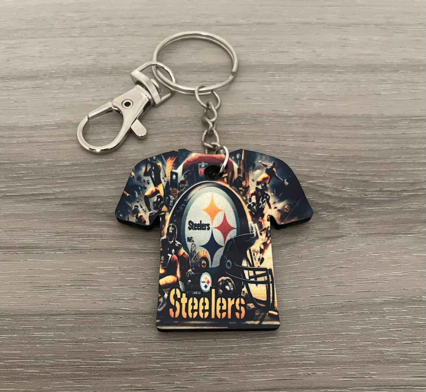 Pittsburgh Steelers shirt keychain